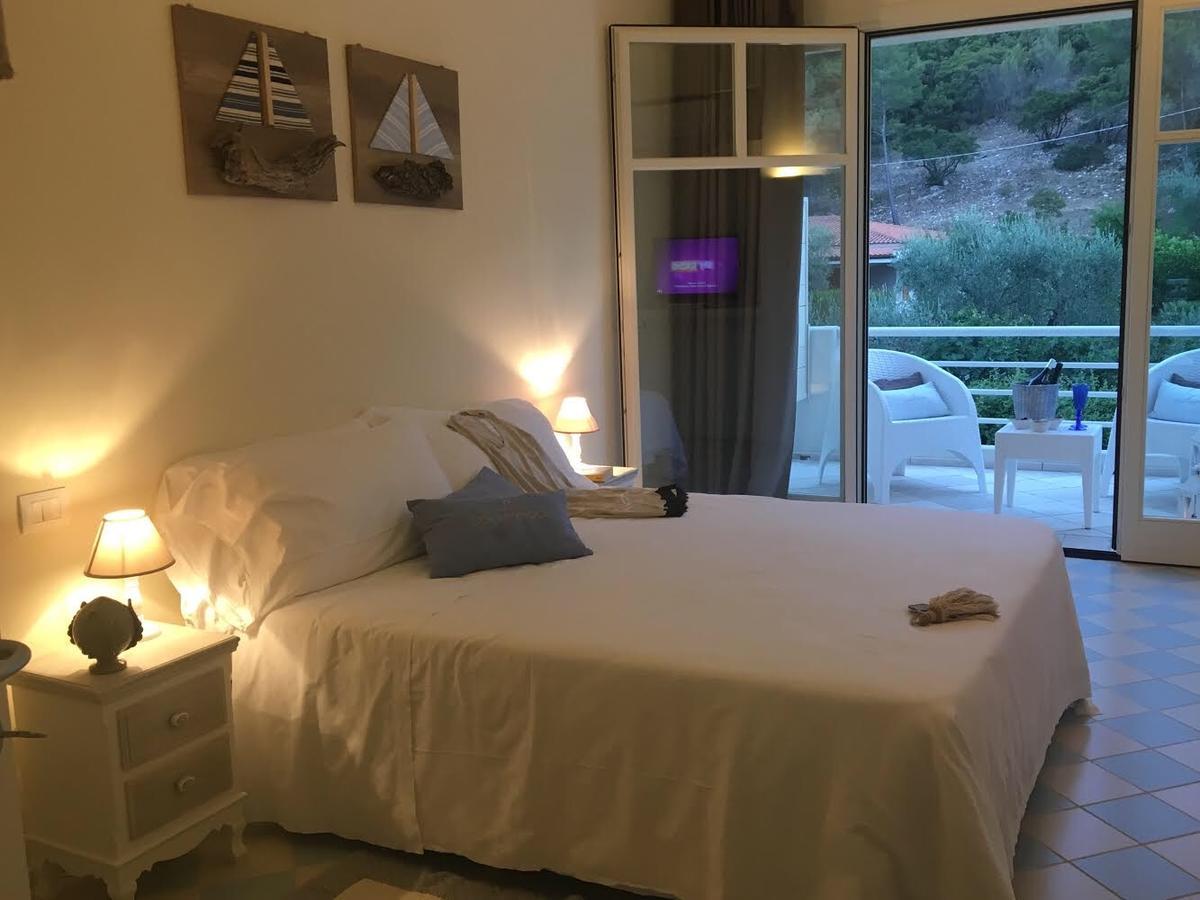 Baia Dei Mergoli Hotel マッティナータ エクステリア 写真